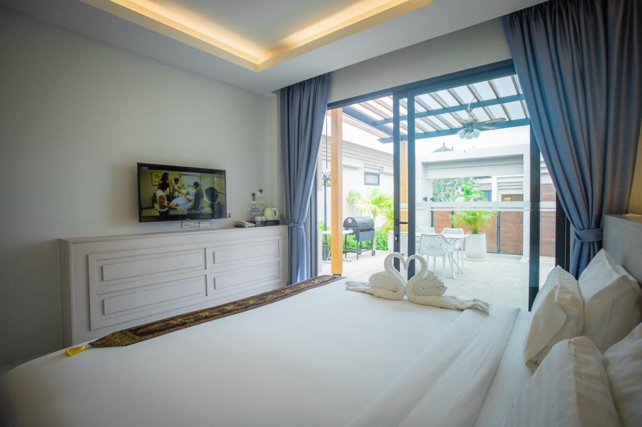Gold Chariot Pool Villa, Phuket - Sha Plus Certified Банг Тао Бийч Екстериор снимка