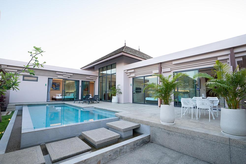 Gold Chariot Pool Villa, Phuket - Sha Plus Certified Банг Тао Бийч Екстериор снимка