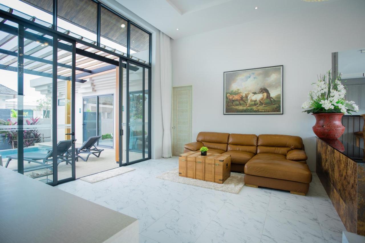 Gold Chariot Pool Villa, Phuket - Sha Plus Certified Банг Тао Бийч Екстериор снимка