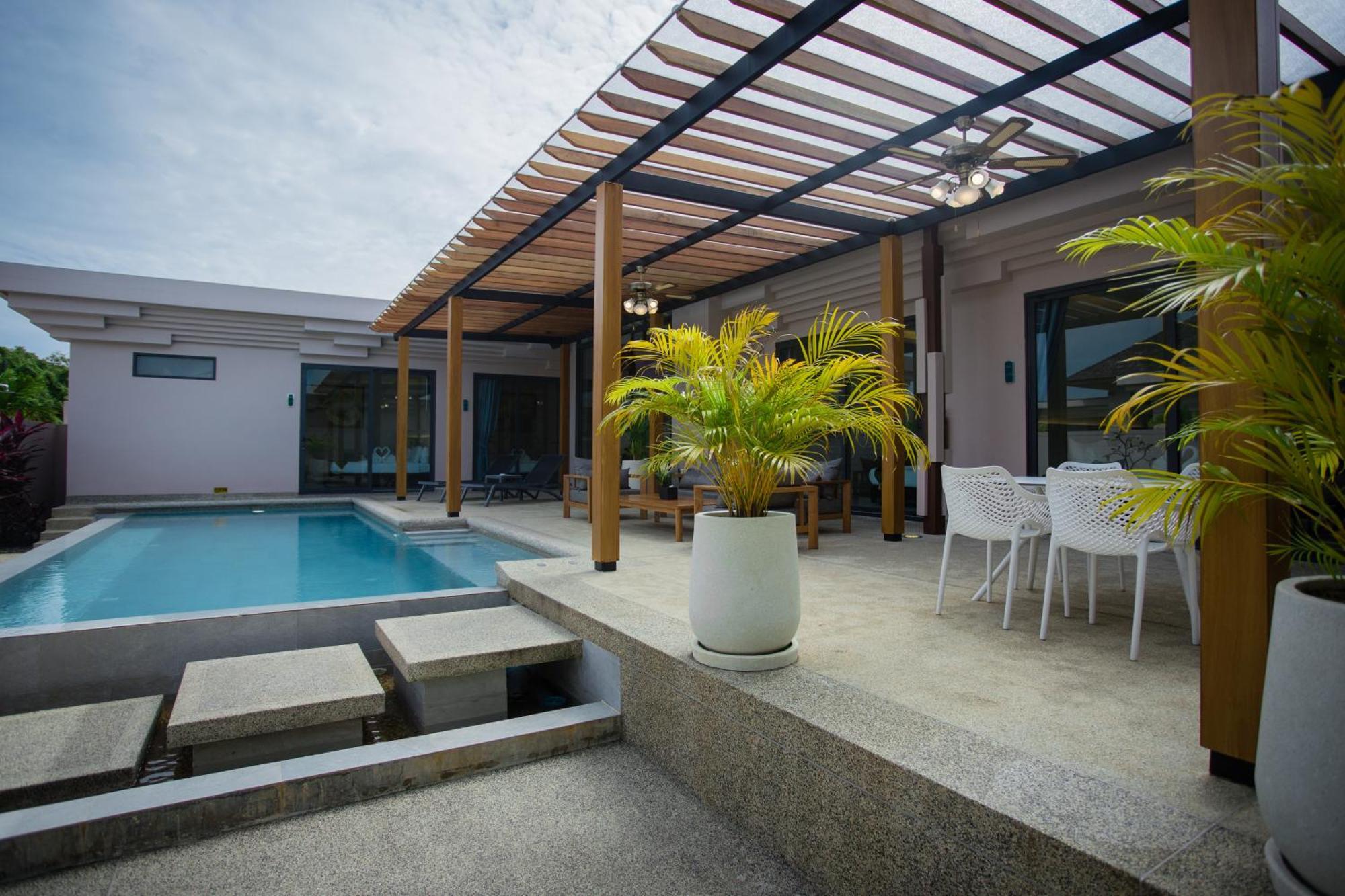 Gold Chariot Pool Villa, Phuket - Sha Plus Certified Банг Тао Бийч Стая снимка